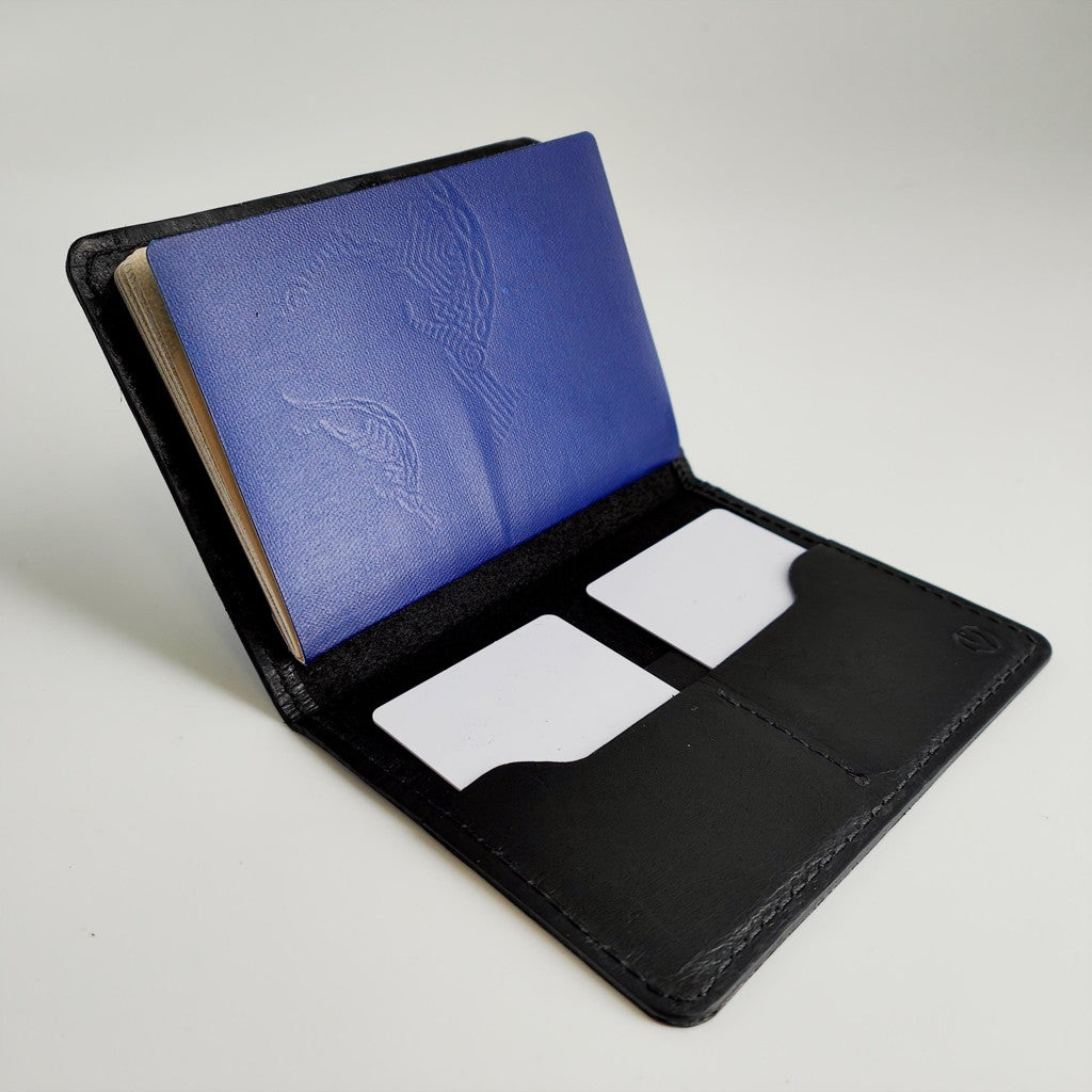 Minimalist Passport Wallet Kangaroo Series — leather